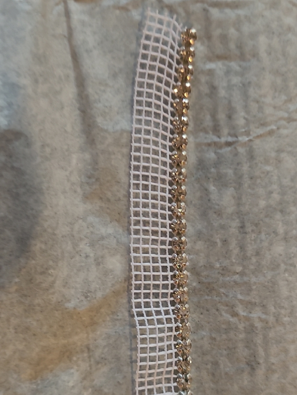 CZECH Crystal Rhinestone Trim Roll - Clear/Silver Sparkle, One Line With Mesh - Picture 2 of 4